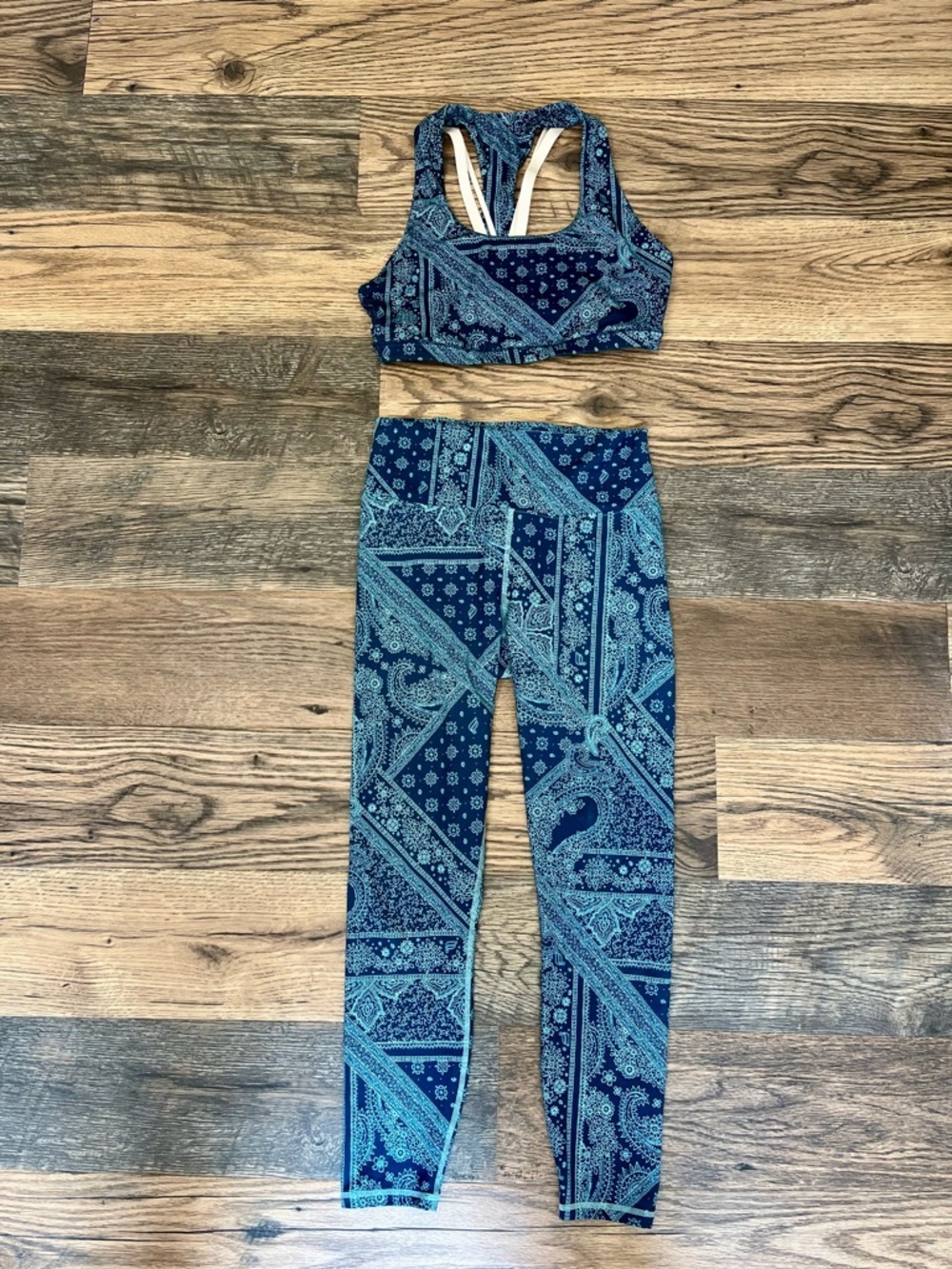 Fabletics | Blue Nova Boost Power Hold High Waisted 7/8 Legging + Top Set, Small